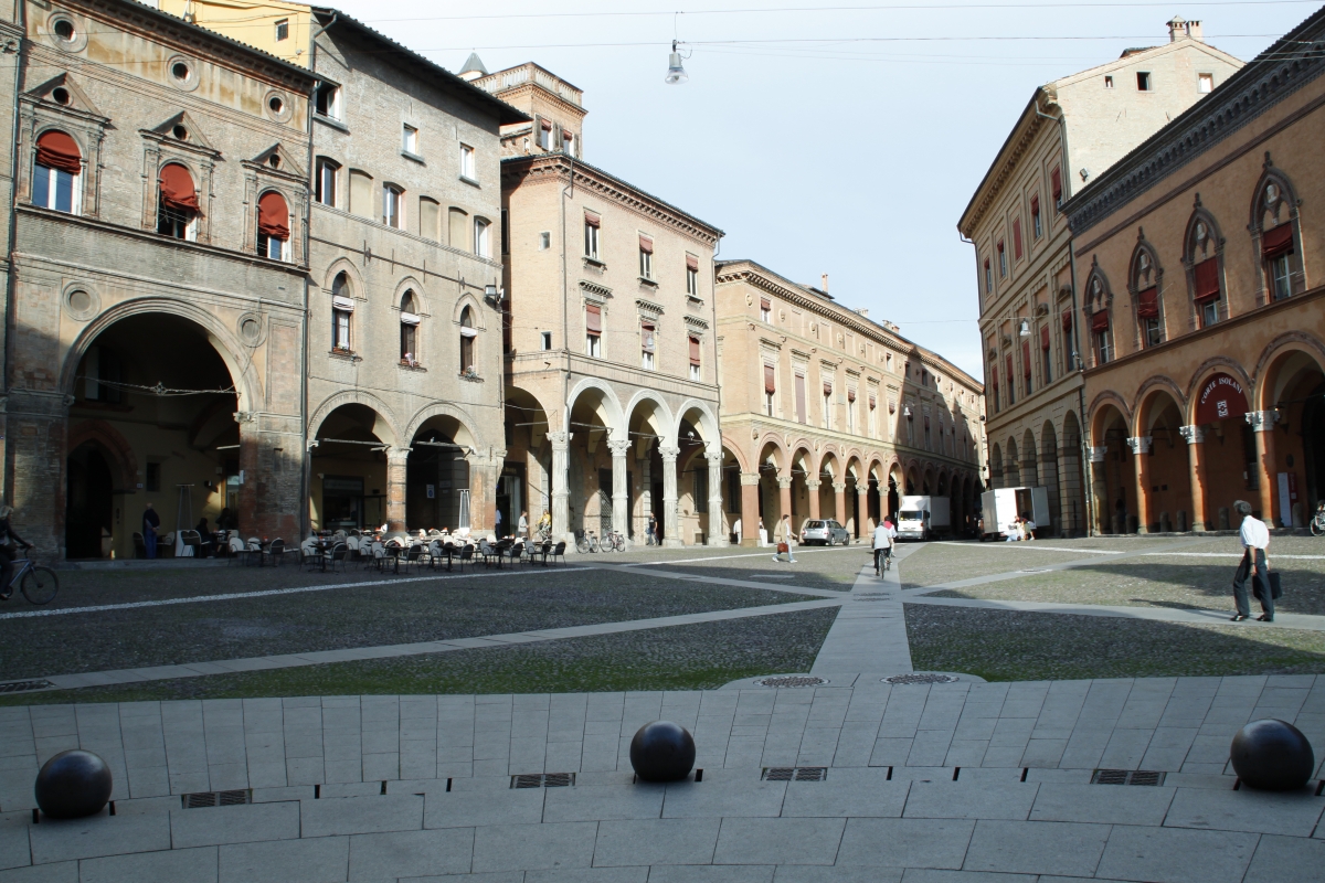 Prospettive in Piazza Santo Stefano - Robertobag89 - Bologna (BO) 