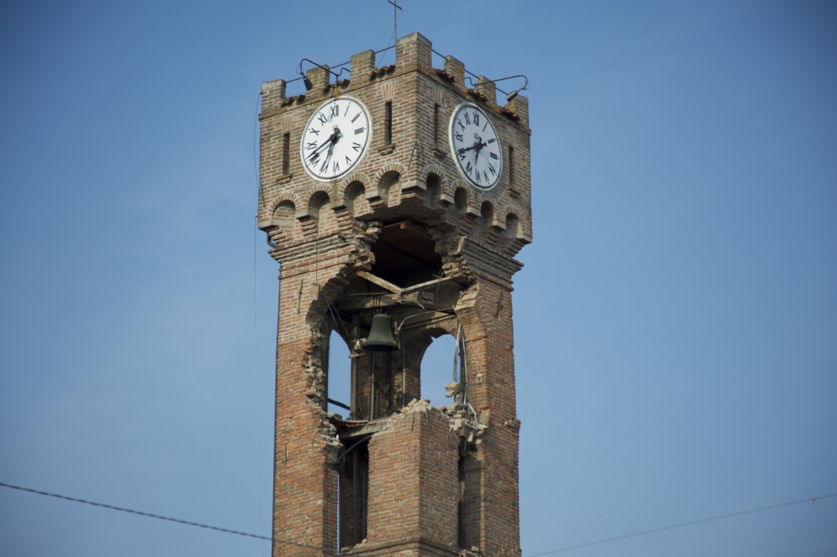 Torre civica dopo il 29maggio - B.elena - Novi di Modena (MO) 