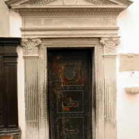 Pianetto (galeata), santa maria dei miracoli, interno, porta della sagrestia - Sailko - Galeata (FC)