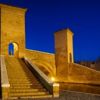 Trepponti di Comacchio nell'ora blu - Vanni Lazzari - Comacchio (FE)