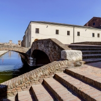 Nel centro storico di Comacchio - Vanni Lazzari - Comacchio (FE)