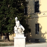 Statua del palazzo Ducale - YouPercussion - Parma (PR)