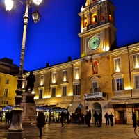 Piazza Garibaldi con il Palazzo del Governatore - Caba2011 - Parma (PR)