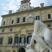 Palazzo Ducale di Parma con Statua - Marcogiulio - Parma (PR)