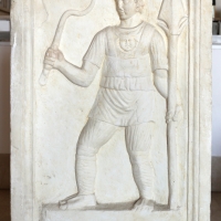 EtÃ  antonina, stele del venator, fatta fare dal liberto euthales, da veelia 01 - Sailko - Parma (PR)